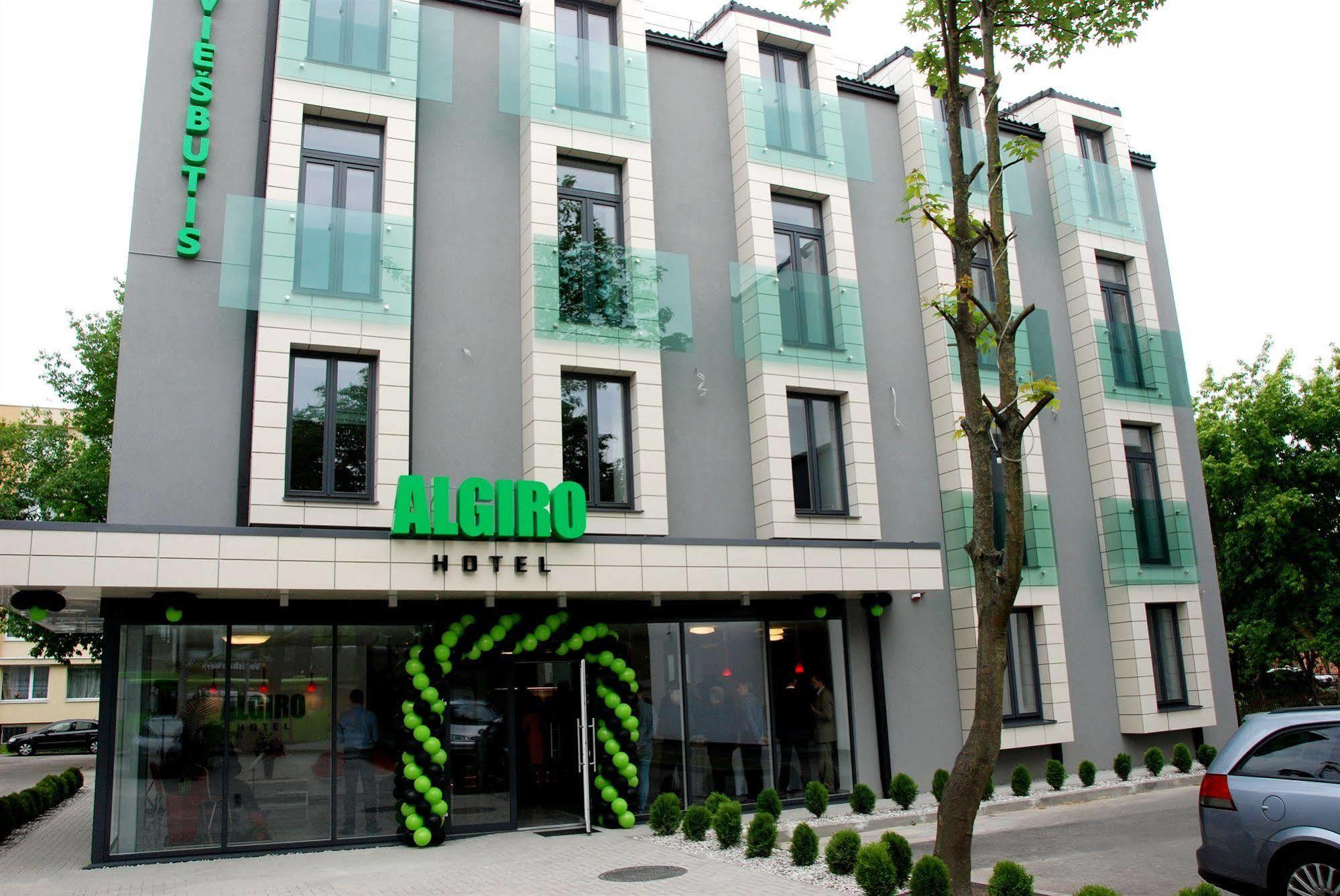 Algiro Hotel Kaunas Esterno foto